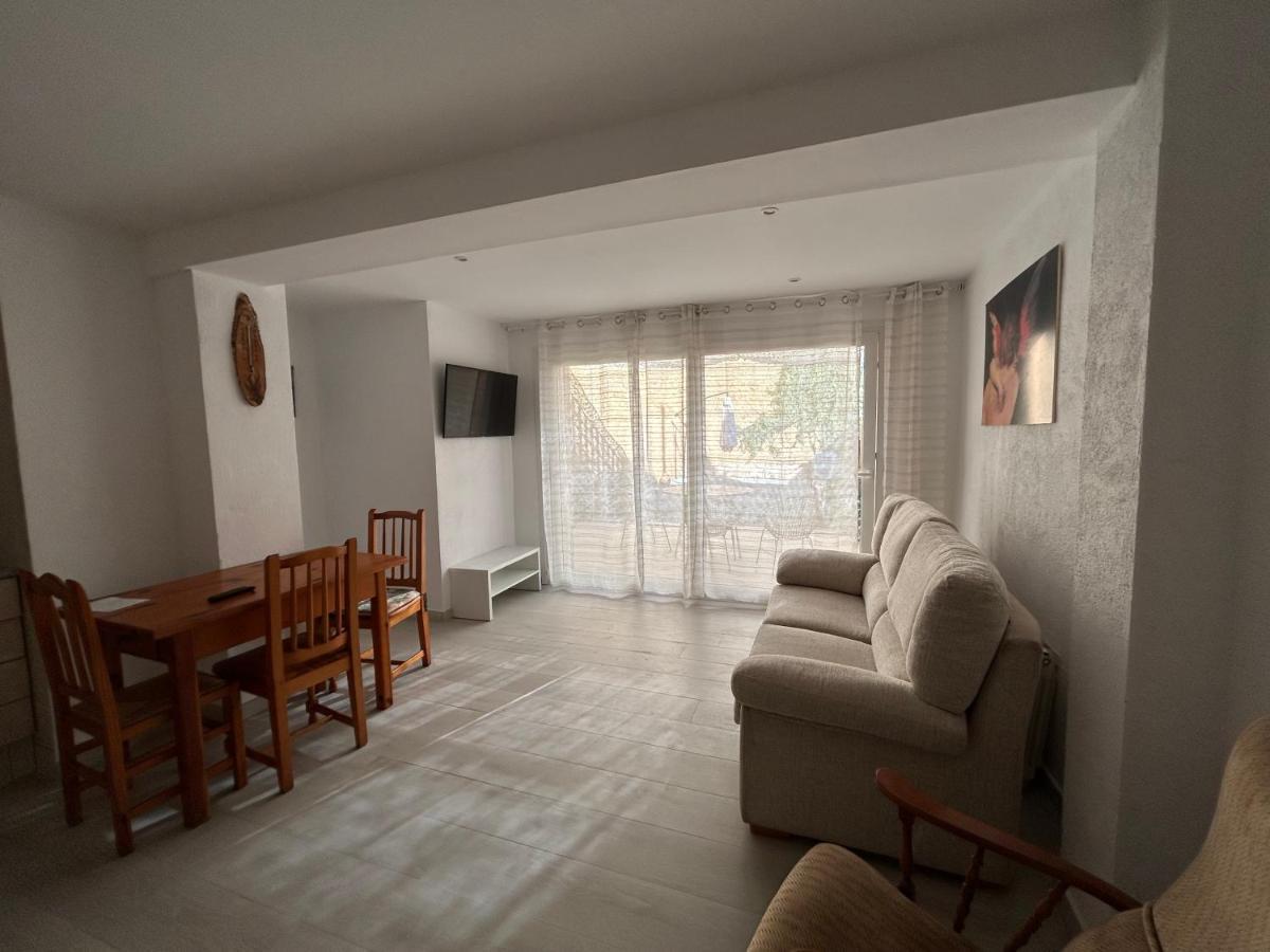Costa Brava Apartments 帕拉弗鲁赫尔 外观 照片